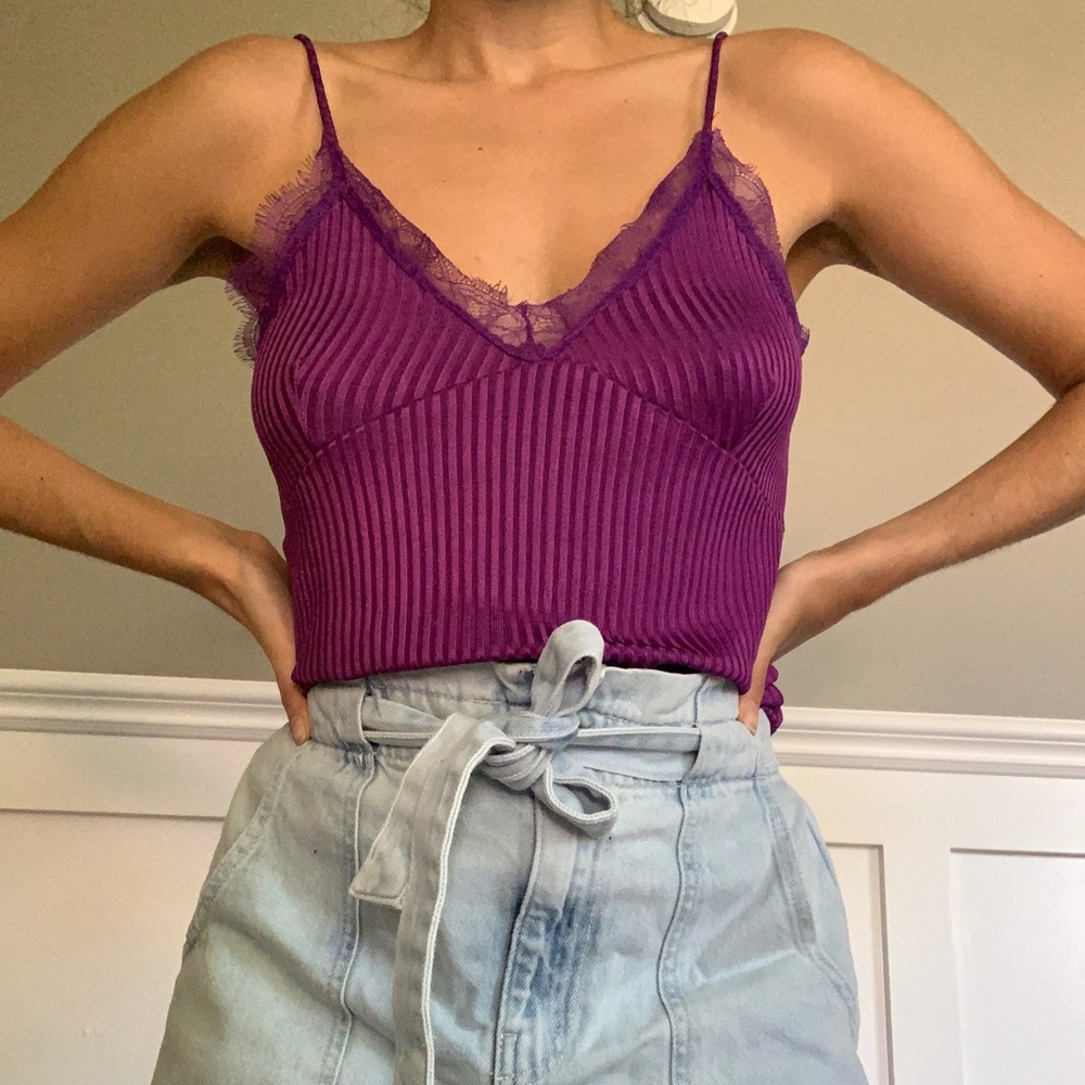 LACE CAMISOLE TOP